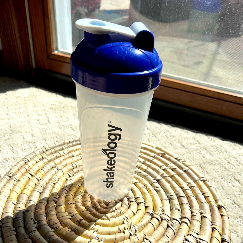 2 Blender Bottles